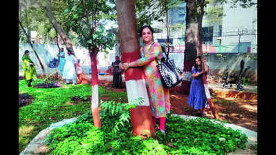 Locals protest BMC plan to change ‘recreation ground’ tag to cemetery