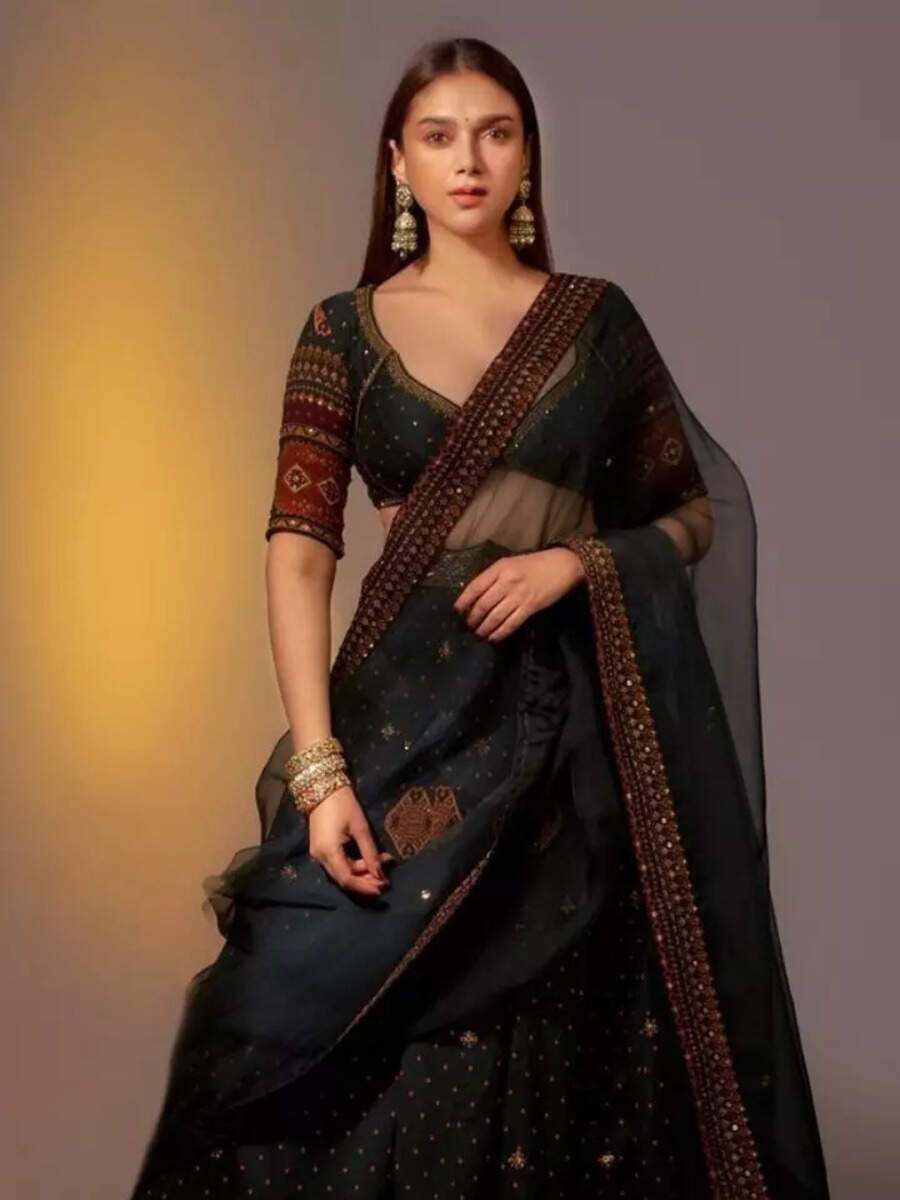 Aditi Rao Hydari's exquisite embroidered lehenga is straight out of a ...