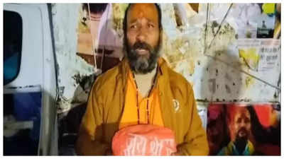 UP: Jodhpur's famous 'Ramnami' turbans brought to Ayodhya ahead of 'Pran Pratishtha'