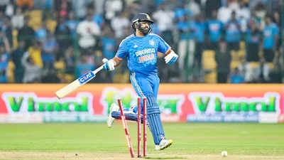 'You can't bat again...': AB de Villiers on Rohit Sharma's second Super Over batting