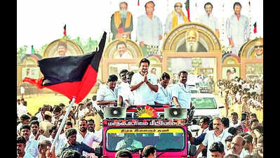 DMK youth wing event bats for Udhaya as deputy CM
