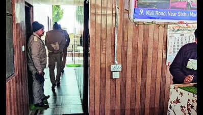 Cop hurt in Mussoorie guesthouse shootout