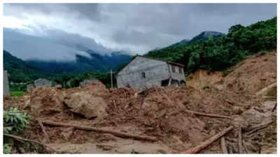 Landslide in hilly south China kills at least 8