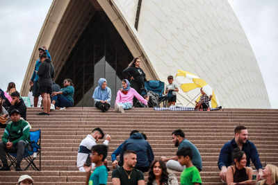 Australia halts ‘Golden Visa’ under broad migration overhaul