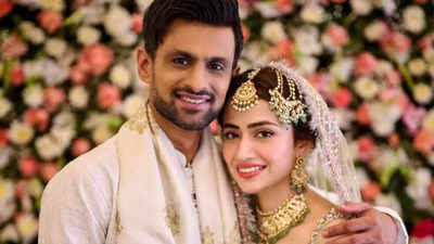 Shoaib Malik and Sana Javed had a 'rushed' wedding, says person from her Sana's designer team: 'Sent jora on urgent basis'