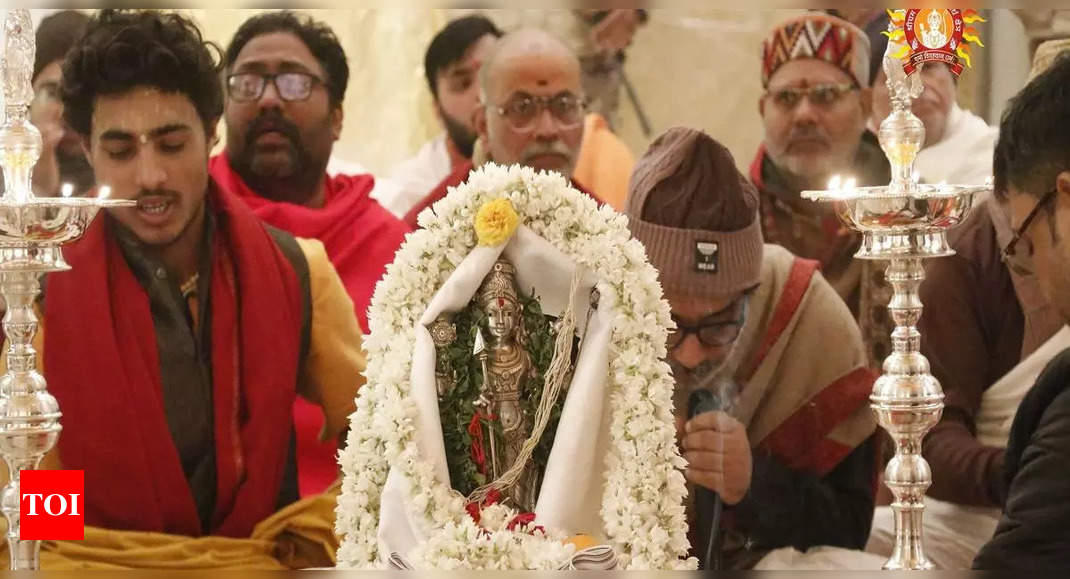 Watch: Pictures shared by CEOs of Oyo, Zoho and other of Pran Pratishtha ceremony at Ram Mandir in Ayodhya