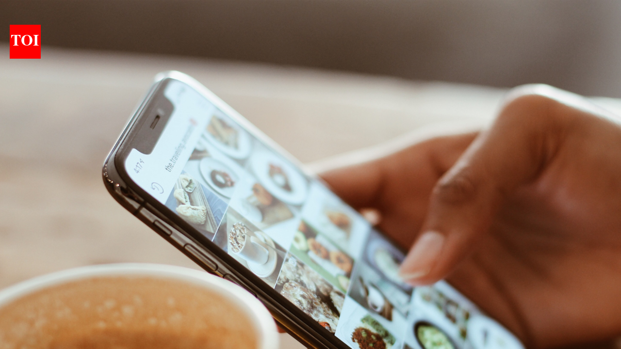Mental Health: How mindless scrolling through social media affects your ...