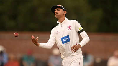 England uncapped spinner yet to join squad in India due to visa issues