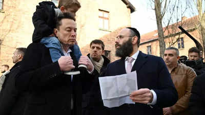Elon Musk makes private visit to Auschwitz-Birkenau