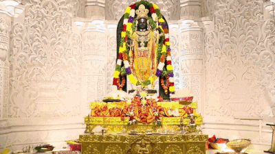 Mukut, Kundal, Padika: Ram Lalla adorned with divine ornaments