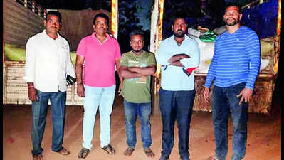 Gang smuggling PDS rice busted, six in police net
