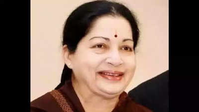 Jayalalithaa’s jewellery to be transferred to Tamil Nadu govt for legal action