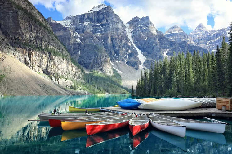 Moraine Lake, Alberta