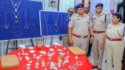 Two notorious thieves arrested by Tirupati police