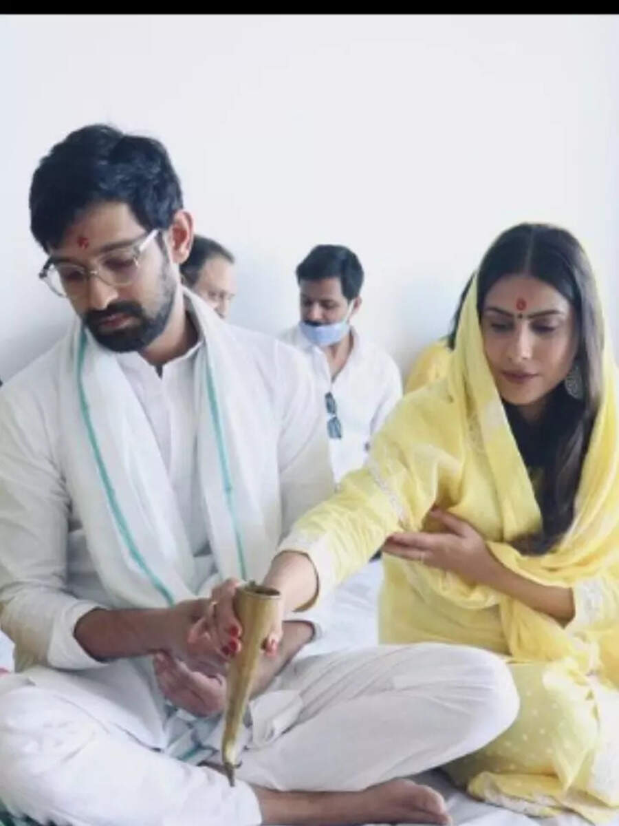 In Pics: '12th Fail' actor Vikrant Massey's beautiful home - Vimarsana News