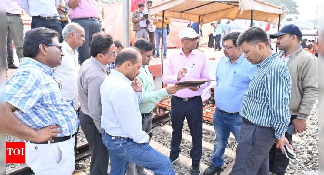 CRS inspects third line between Singapur road junction & Rayagada
