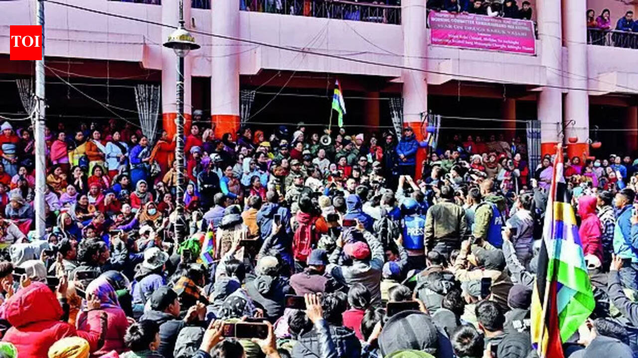 Manipur Group Holds Meeting With 40 Mlas | Imphal News - The Times of India