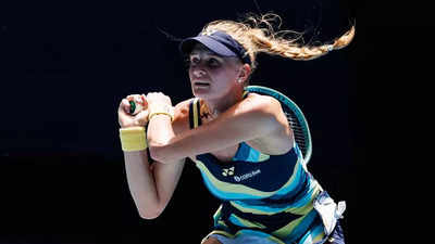 Australian Open: Dayana Yastremska stays in the hunt