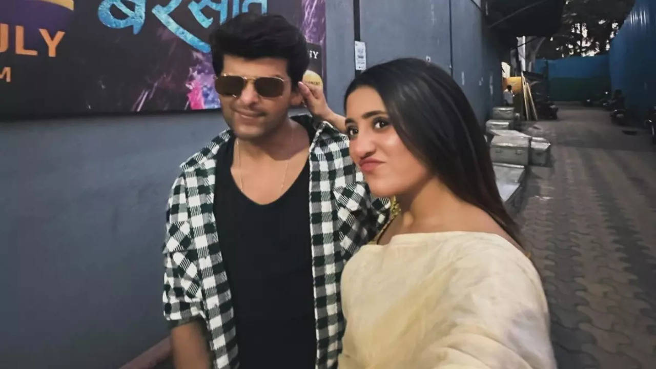 Shivangi Joshi shares photos from last day of Barsatein shoot; calls Kushal  Tandon 'an incredible partner in this journey' | - Times of India