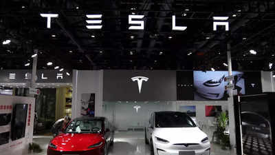 Elon Musk's 'sales warning' brings $80 billion 'bad news' for Tesla