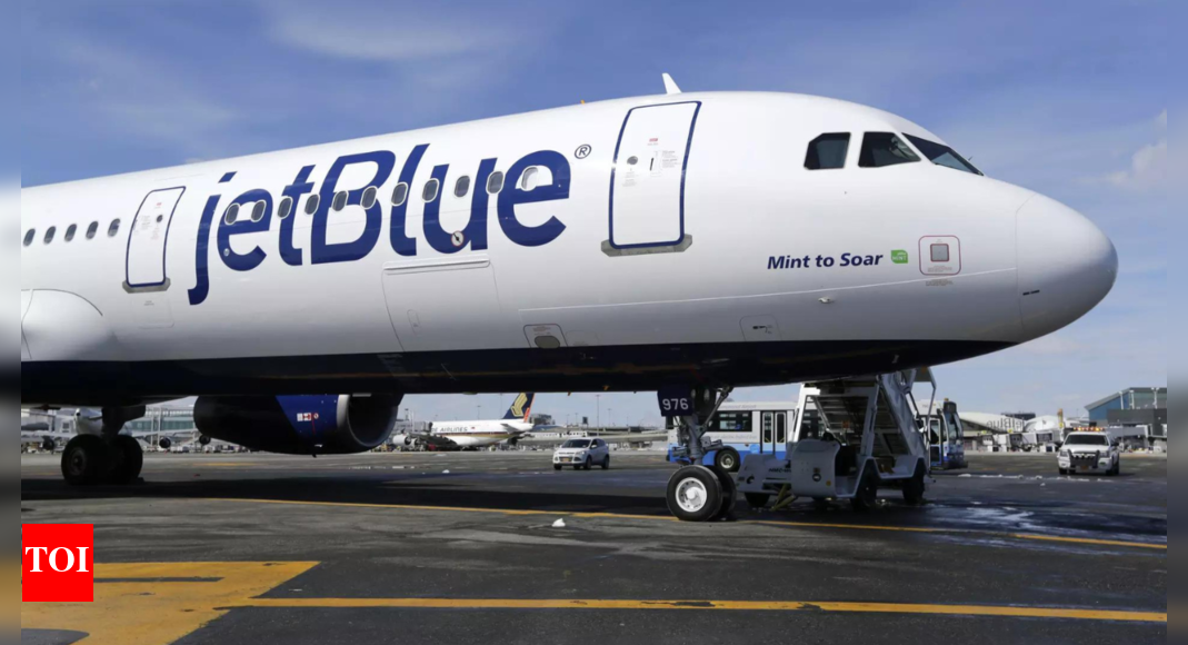 JetBlue casts doubt on its merger deal with Spirit Airlines – Times of India