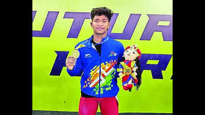 Dhanush adds weightlifting gold to Tamil Nadu’s tally