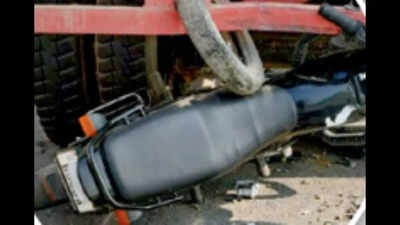 Woman, son killed as truck hits two-wheeler in Hyderabad