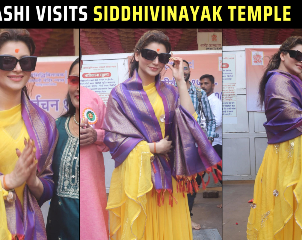 
Urvashi Rautela visits Siddhivinayak Temple, clicks pictures with fans
