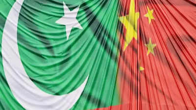 Pakistan requests $2 billion financial assistance from China