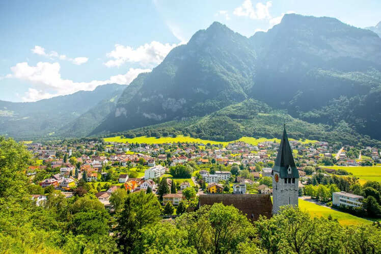 Liechtenstein: Average IQ = 101.07