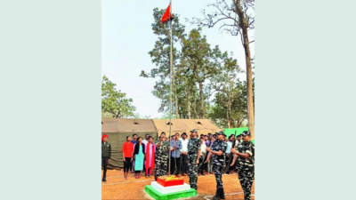 Tricolour hoisted in Maoist dens of Chhattisgarh, Maharashtra