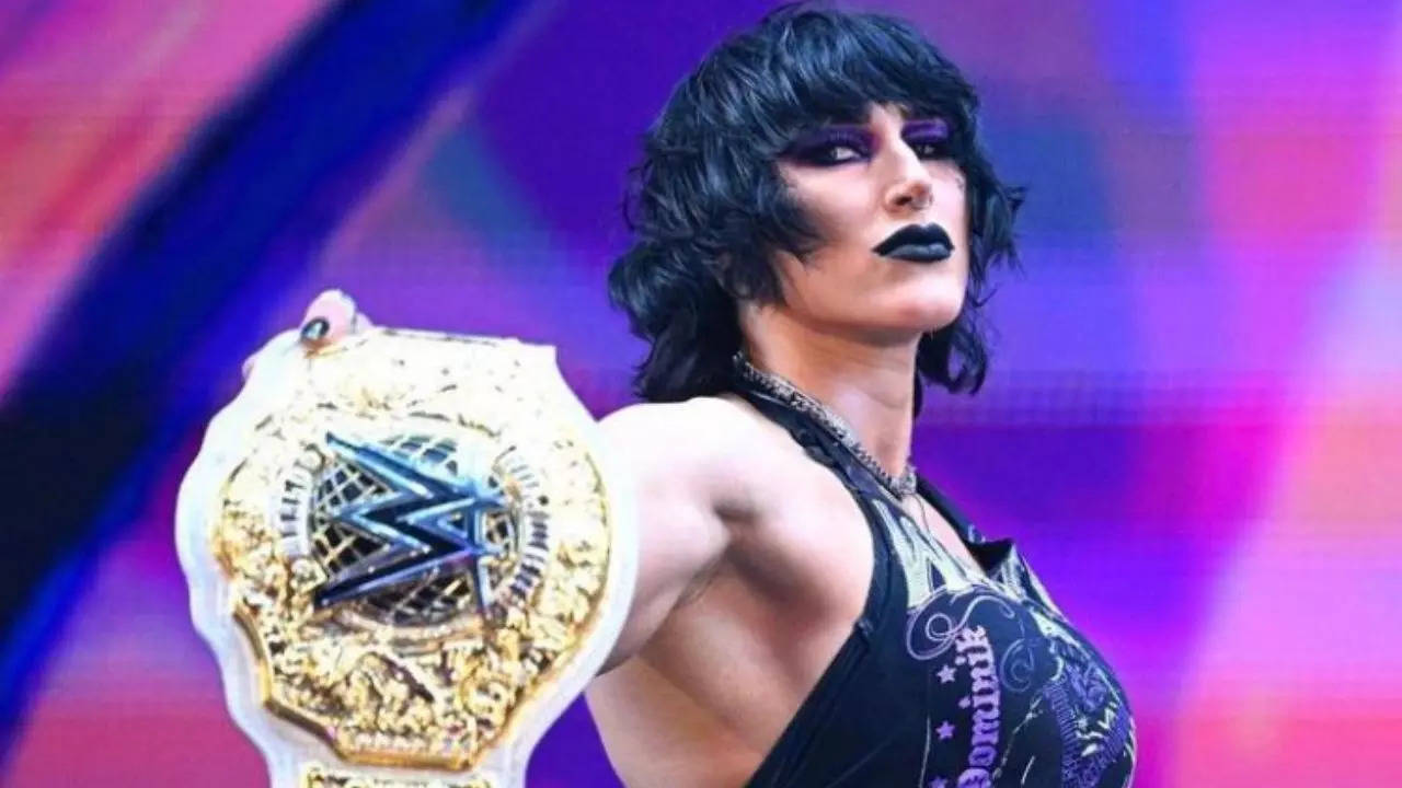 Rhea Ripley vs Nia Jax: Fierce Showdown at WWE Elimination Chamber 2024 |  WWE News - Times of India