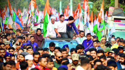 Rahul Gandhi resumes yatra, says Bengal must lead against politics of hatred