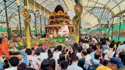 Lalbagh's R-Day flower show sees 5.6L turnout