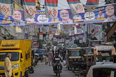 Pakistan elections: Poll violence rising in Karachi ahead of February 8 elections