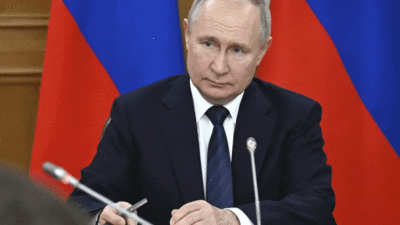 Russia's Vladimir Putin registers as Presidential candidate