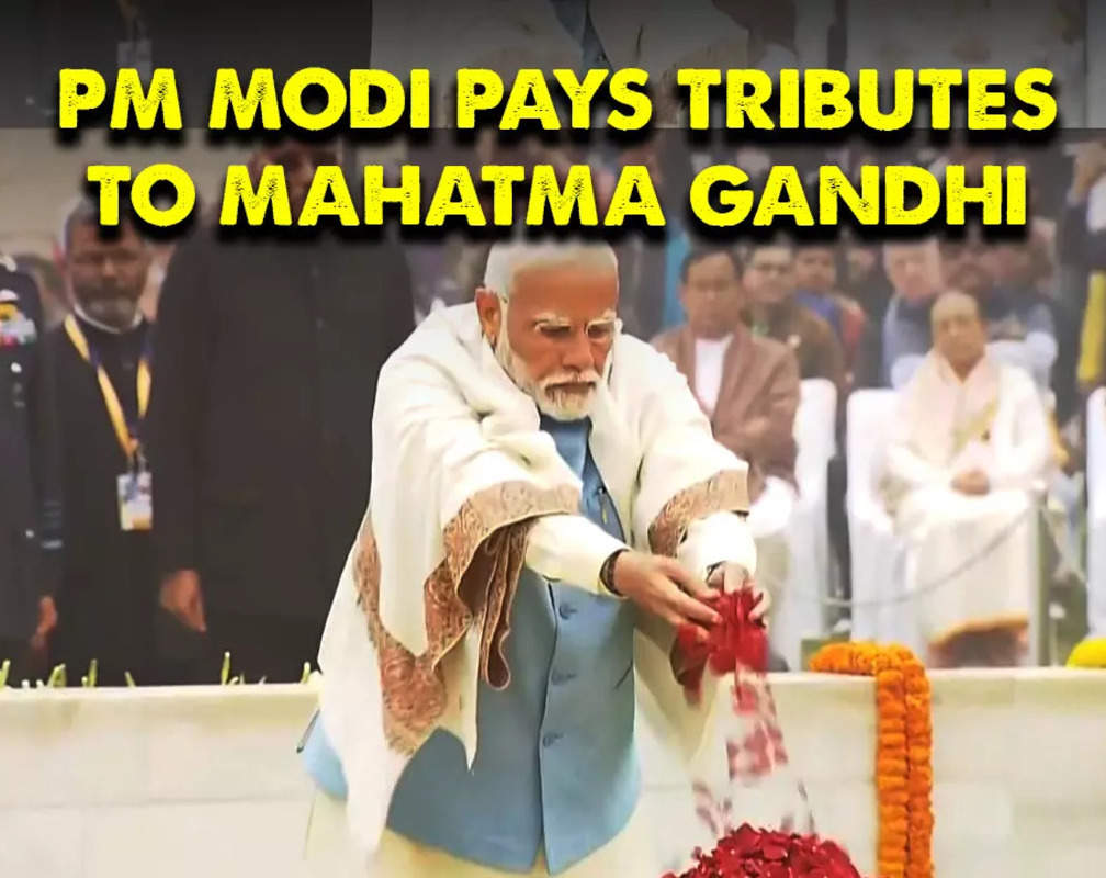 
PM Modi pays floral tributes to Mahatma Gandhi on his death anniversary
