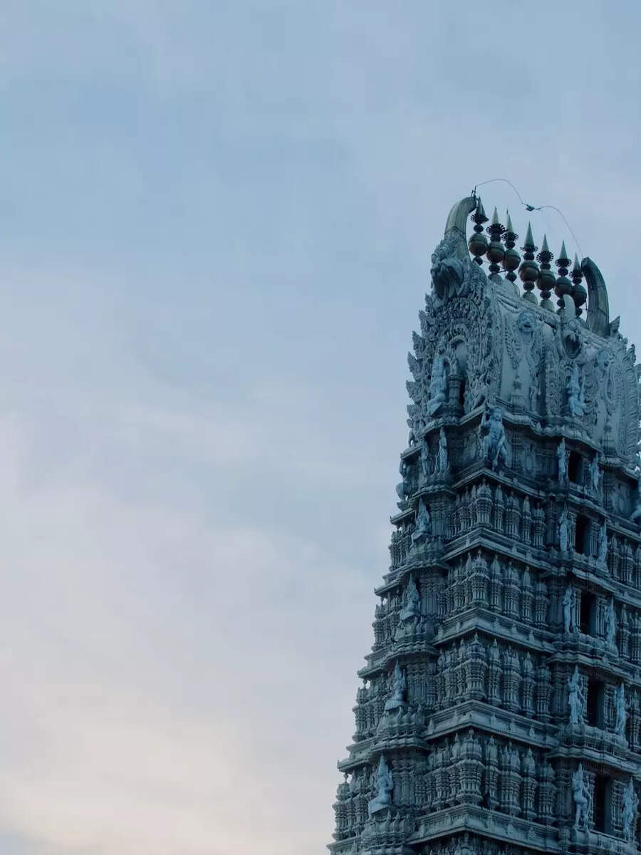 Top 6 Oldest Temples Of India | Times of India