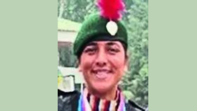 Girl from Uri creates history in Republic Day parade