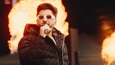 Pakistani singer Bilal Saeed apologizes for throwing mic at students during his concert: 'I should have never left the stage'