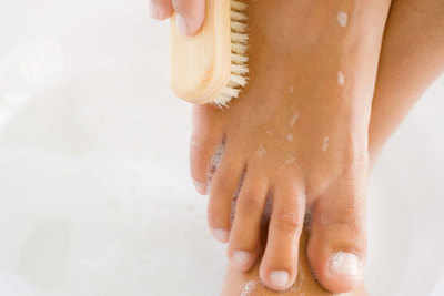 Pedicure at home in 5 easy steps