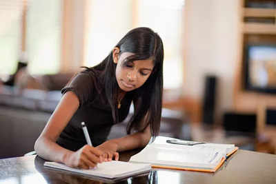 6 Advantages of Solving CBSE Sample Papers Before Exam to Score High Marks
