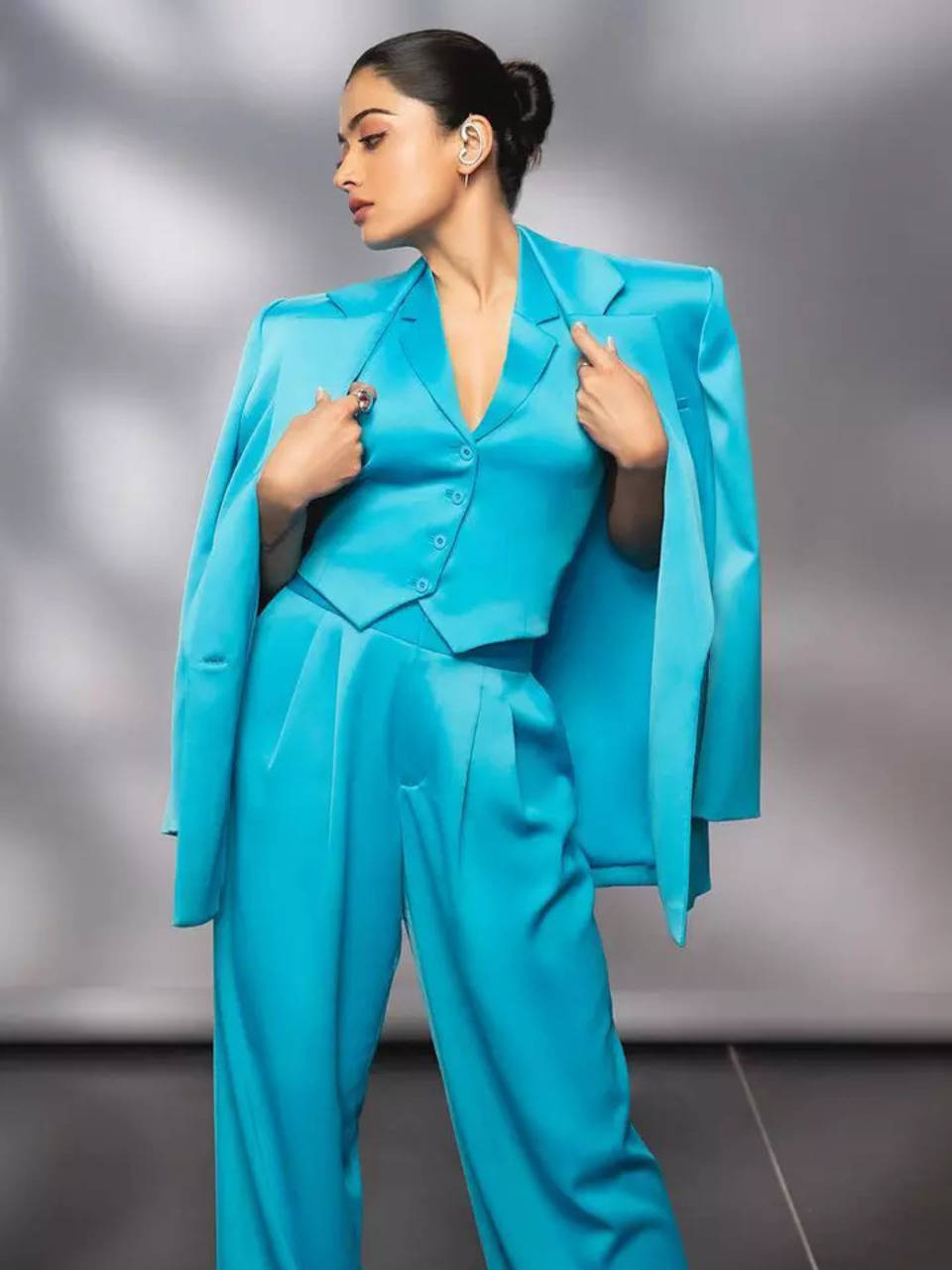 Rashmika Mandanna exudes boss babe vibes in all-blue pantsuit