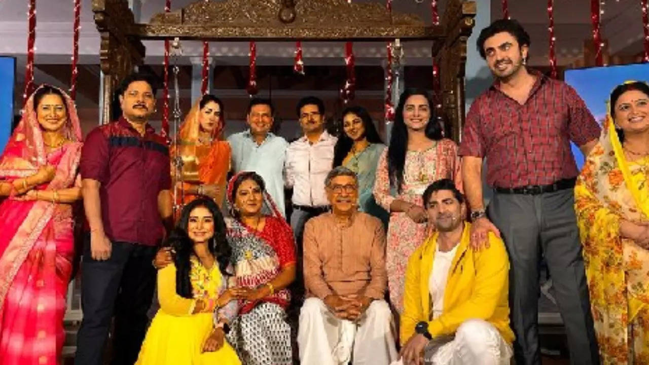 Mehndi Wala Ghar Full Cast, Launch Date, Promo: Karan Mehra, Shruti Anand  Play Leads| Mehendi Wala Ghar Cast Actors Name - Filmibeat