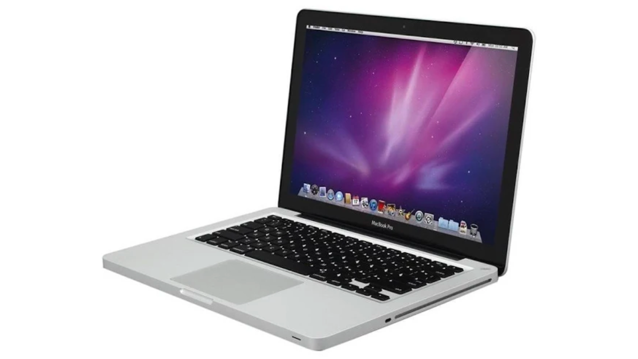 Apple, eski listesine CD-ROM donanımlı bir MacBook daha ekliyor