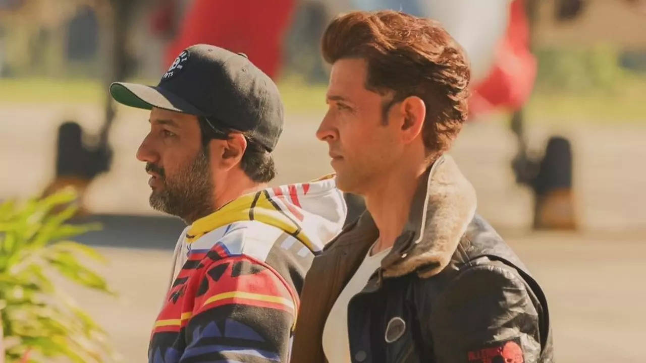 Siddharth Anand reveals why Hrithik Roshan wasn't in Shah Rukh