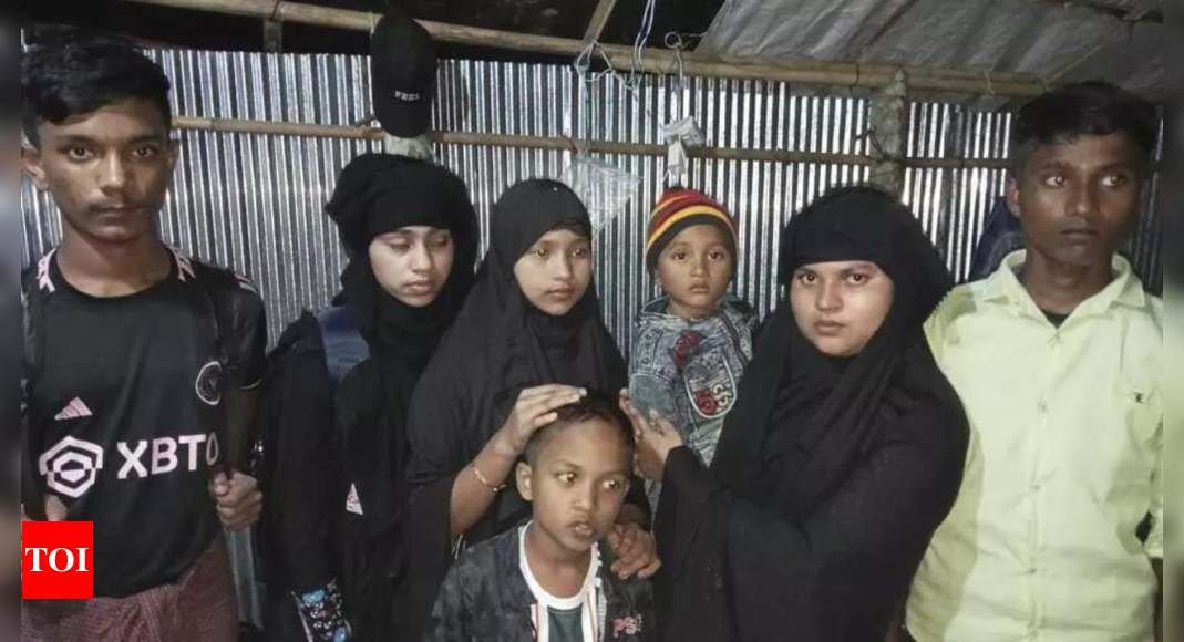 More than 100 Myanmar migrants flee Malaysian detention centre, one dead | – Times of India