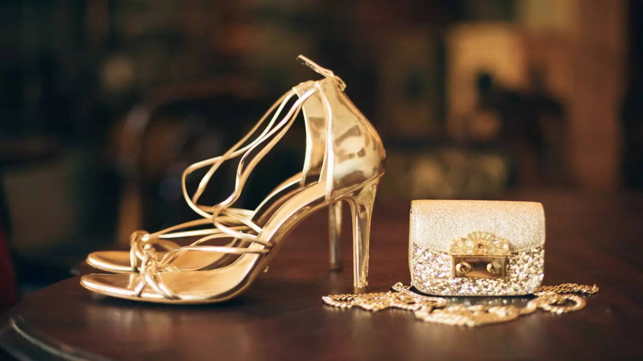 Snoh Gold Crystal Pumps – Cult of Coquette