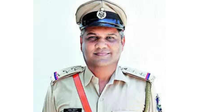 Tainted inspector Taral Bhatt arrested in extortion case