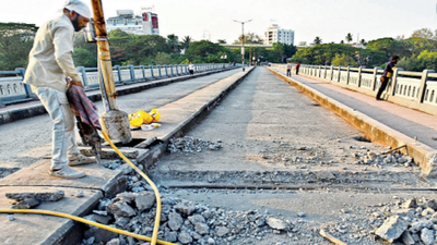 YB Chavan bridge to remain shut to vehicles till Feb-end